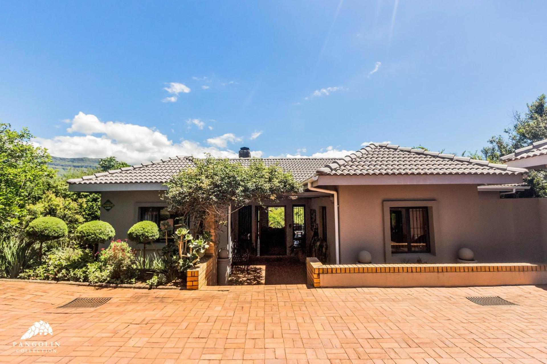 Aleah, Cathkin Estates By Euphoric Leisure Villa Champagne Valley Bagian luar foto